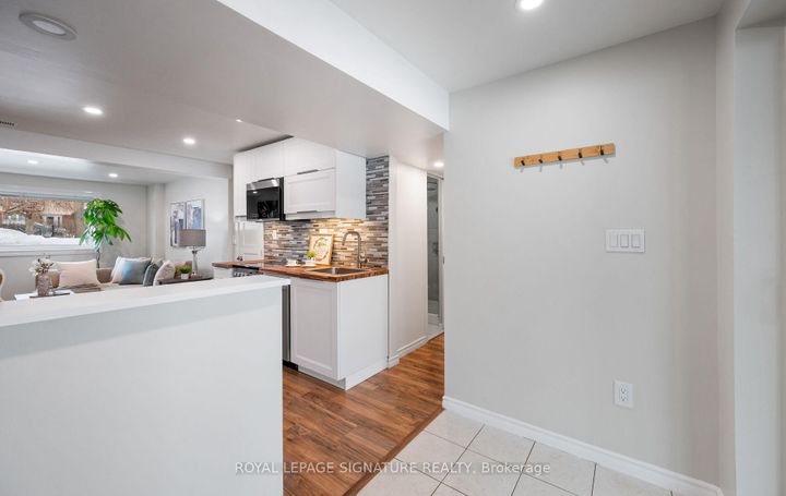 Photo 32 at 6943 Estoril Road, Meadowvale, Mississauga