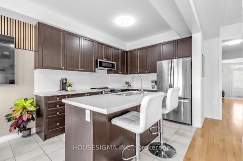 Photo 8 at 1348 Apollo Street, Eastdale, Oshawa