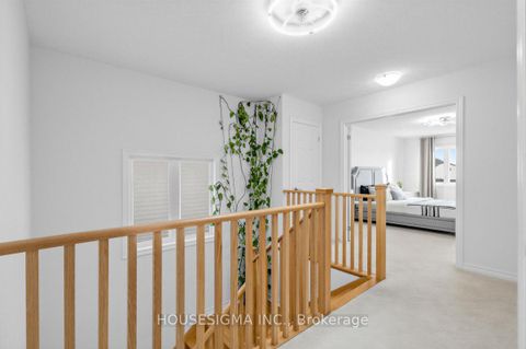 Photo 10 at 1348 Apollo Street, Eastdale, Oshawa