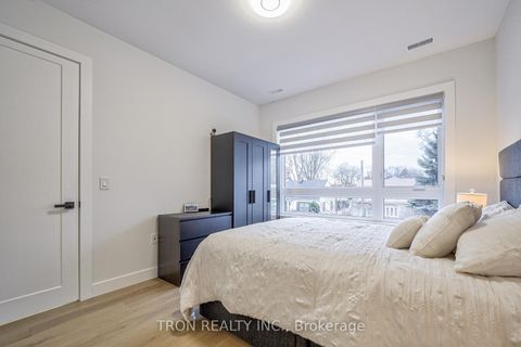 Photo 26 at 38 Uno Drive, Queensway, Toronto