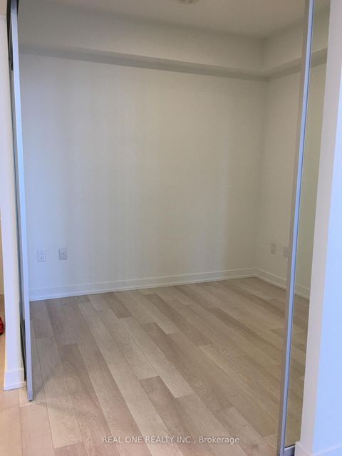 Photo 5 at 4002 - 39 Roehampton Avenue, Mount Pleasant West, Toronto