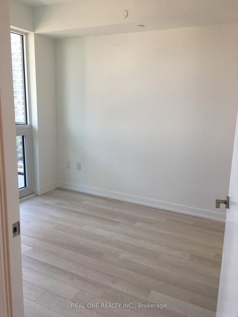 Photo 8 at 4002 - 39 Roehampton Avenue, Mount Pleasant West, Toronto