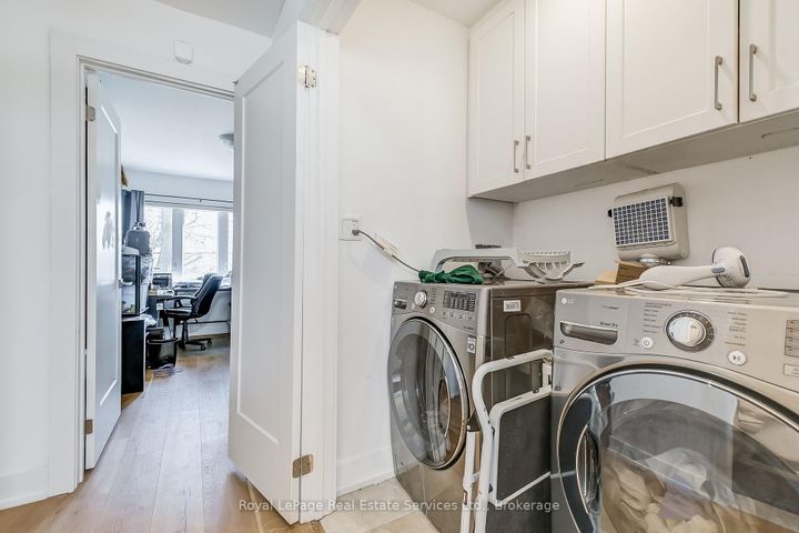 Photo 20 at 176 Leyton Avenue, Oakridge, Toronto