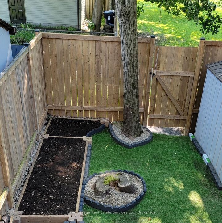 Photo 34 at 176 Leyton Avenue, Oakridge, Toronto