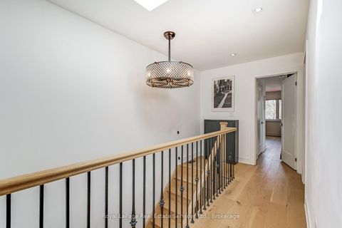 Photo 17 at 176 Leyton Avenue, Oakridge, Toronto