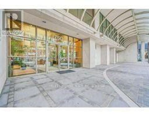 Photo 11 at 901 - 750 Bay Street, Bay Street Corridor, Toronto