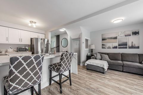 Photo 4 at 67 Hawthorne Crescent, Ardagh, Barrie