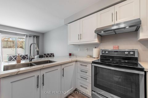 Photo 9 at 67 Hawthorne Crescent, Ardagh, Barrie