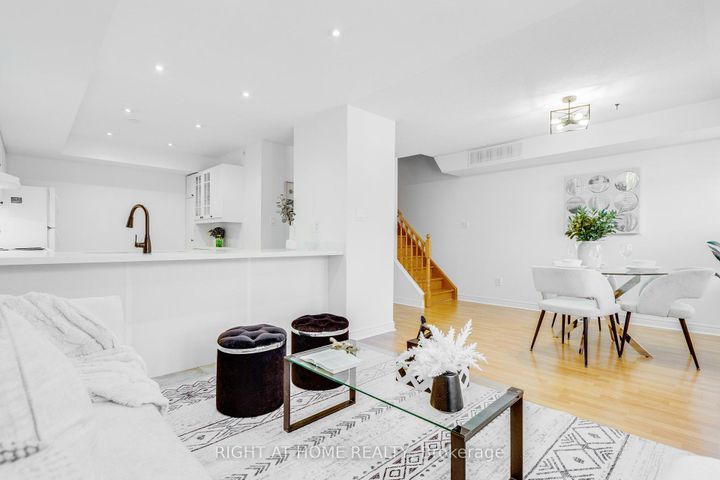 Photo 13 at 331 - 312 John Street, Willowbrook, Markham