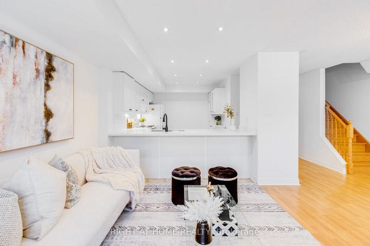 Photo 14 at 331 - 312 John Street, Willowbrook, Markham