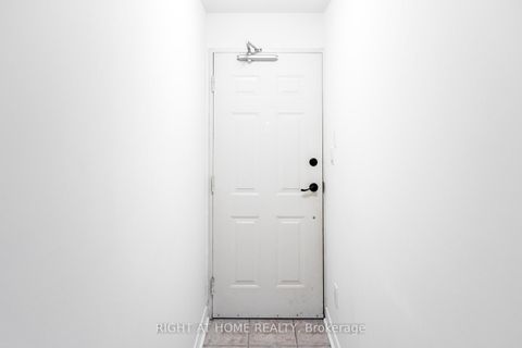 Photo 4 at 331 - 312 John Street, Willowbrook, Markham