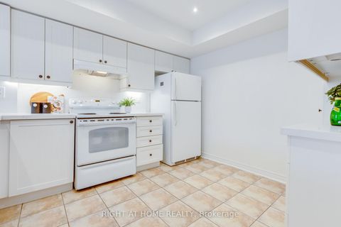 Photo 6 at 331 - 312 John Street, Willowbrook, Markham