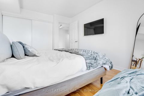 Photo 25 at 331 - 312 John Street, Willowbrook, Markham