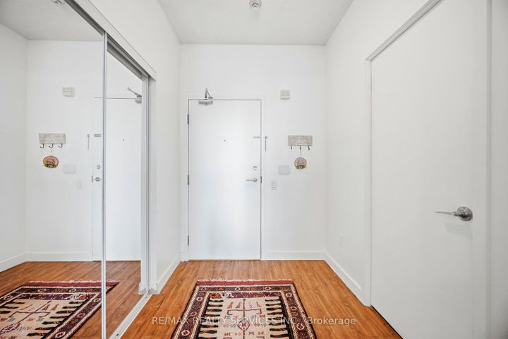 Photo 4 at 1910 - 29 Singer Court, Bayview Village, Toronto