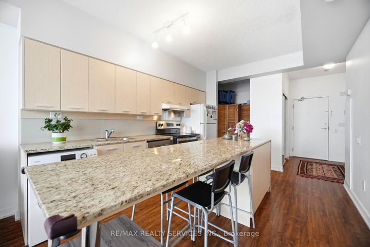 Photo 10 at 1910 - 29 Singer Court, Bayview Village, Toronto