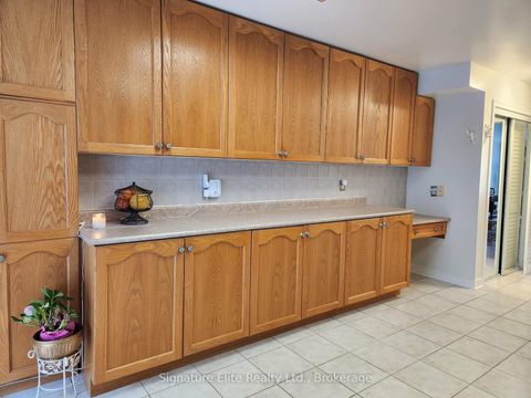 Photo 11 at 2138 Eglinton Avenue W, Belgravia, Toronto