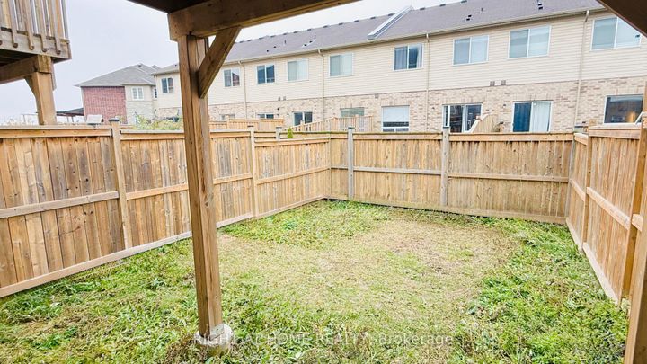 Photo 14 at 87 Mayland Trail, Stoney Creek Mountain, Hamilton