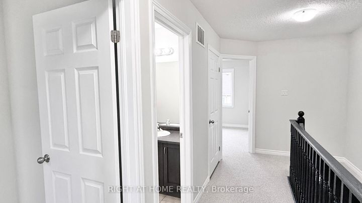 Photo 16 at 87 Mayland Trail, Stoney Creek Mountain, Hamilton