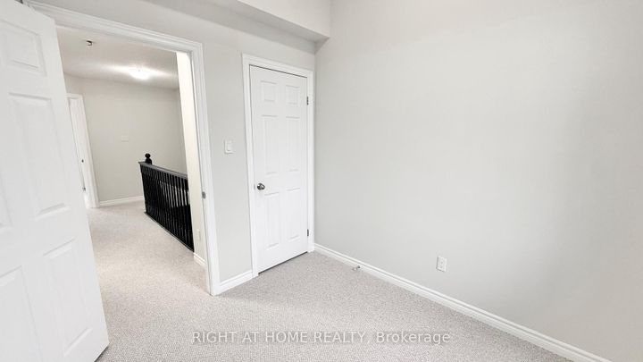 Photo 18 at 87 Mayland Trail, Stoney Creek Mountain, Hamilton