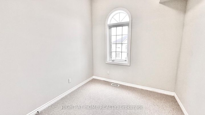 Photo 19 at 87 Mayland Trail, Stoney Creek Mountain, Hamilton