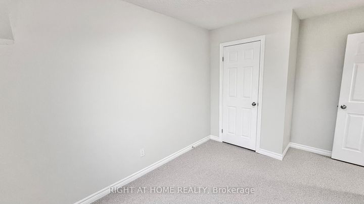 Photo 21 at 87 Mayland Trail, Stoney Creek Mountain, Hamilton