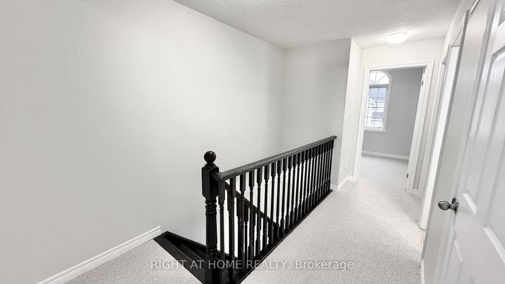 Photo 23 at 87 Mayland Trail, Stoney Creek Mountain, Hamilton