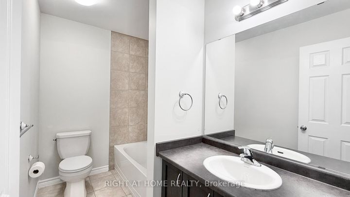 Photo 24 at 87 Mayland Trail, Stoney Creek Mountain, Hamilton