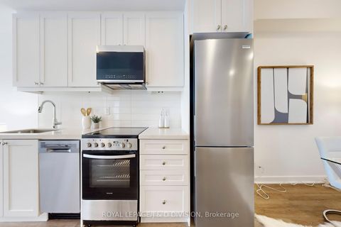 Photo 10 at 411 - 55 Clarington Boulevard, Bowmanville, Clarington