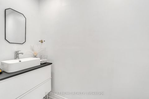 Photo 8 at 22 Hamilton Drive, Leslie Valley, Newmarket