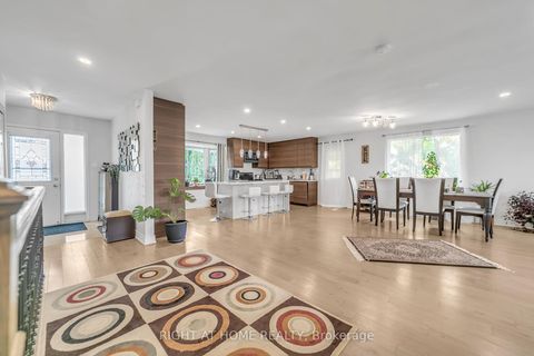 Photo 12 at 22 Hamilton Drive, Leslie Valley, Newmarket