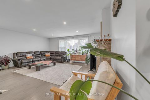 Photo 21 at 22 Hamilton Drive, Leslie Valley, Newmarket