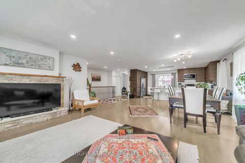 Photo 24 at 22 Hamilton Drive, Leslie Valley, Newmarket