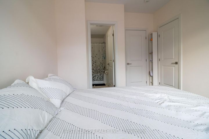 Photo 6 at 433 Veterans Drive, Northwest Brampton, Brampton