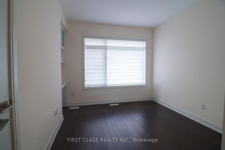 Photo 9 at 433 Veterans Drive, Northwest Brampton, Brampton