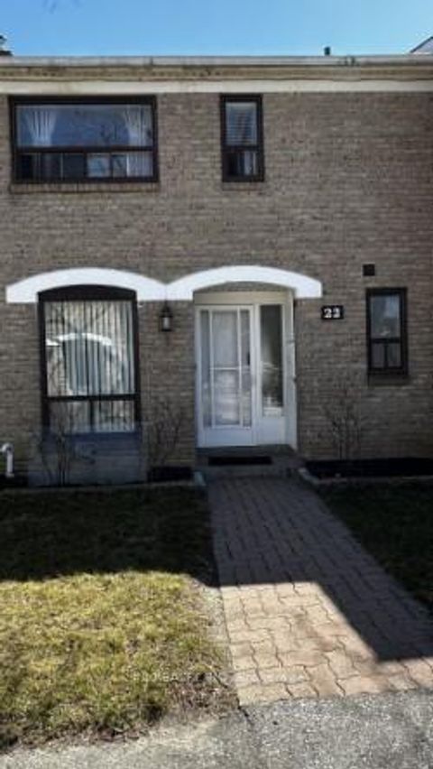 Photo 1 at 22-25 Gosford Blvd. Boulevard N, York University Heights, Toronto