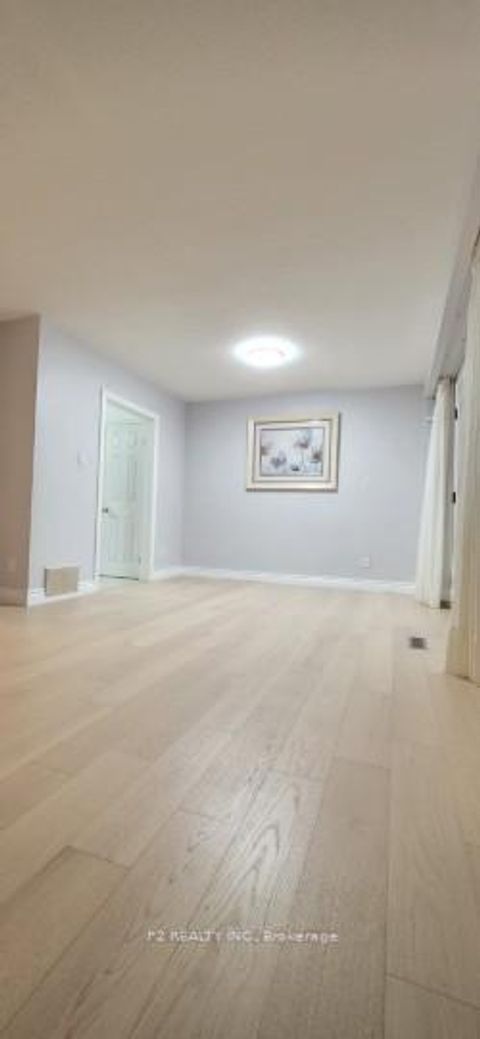 Photo 6 at 22-25 Gosford Blvd. Boulevard N, York University Heights, Toronto