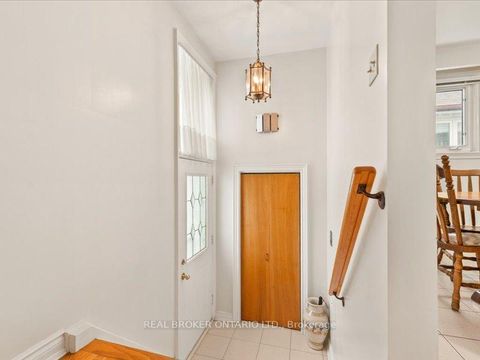 Photo 4 at 21 Hoover Crescent, Black Creek, Toronto