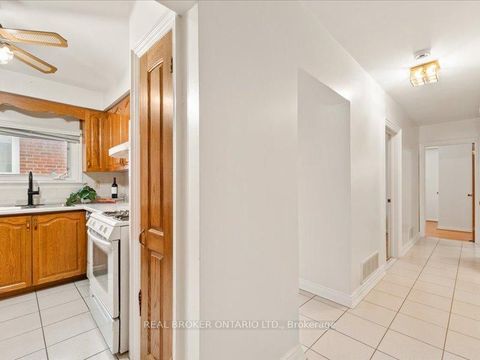 Photo 15 at 21 Hoover Crescent, Black Creek, Toronto