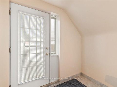 Photo 24 at 21 Hoover Crescent, Black Creek, Toronto