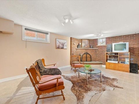 Photo 29 at 21 Hoover Crescent, Black Creek, Toronto