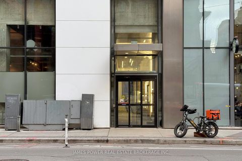 Photo 1 at 709 - 101 Peter Street W, Waterfront Communities C1, Toronto