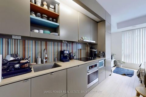 Photo 12 at 709 - 101 Peter Street W, Waterfront Communities C1, Toronto