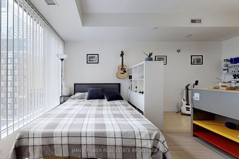 Photo 17 at 709 - 101 Peter Street W, Waterfront Communities C1, Toronto