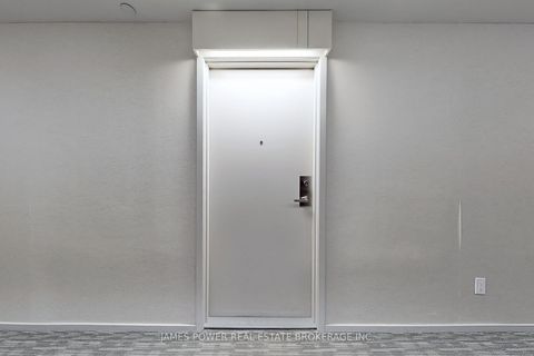 Photo 25 at 709 - 101 Peter Street W, Waterfront Communities C1, Toronto