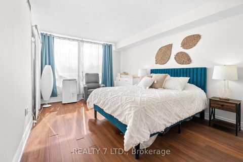 Photo 19 at 303 - 175 Cedar Avenue, Harding, Richmond Hill