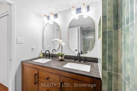 Photo 23 at 303 - 175 Cedar Avenue, Harding, Richmond Hill