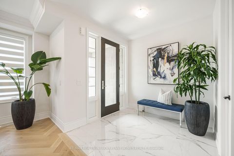 Photo 12 at 9484 Bayview Avenue, Observatory, Richmond Hill