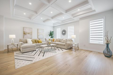 Photo 14 at 9484 Bayview Avenue, Observatory, Richmond Hill