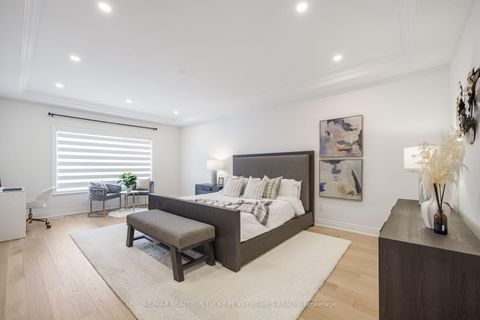 Photo 16 at 9484 Bayview Avenue, Observatory, Richmond Hill