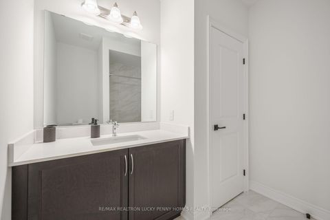 Photo 25 at 9484 Bayview Avenue, Observatory, Richmond Hill